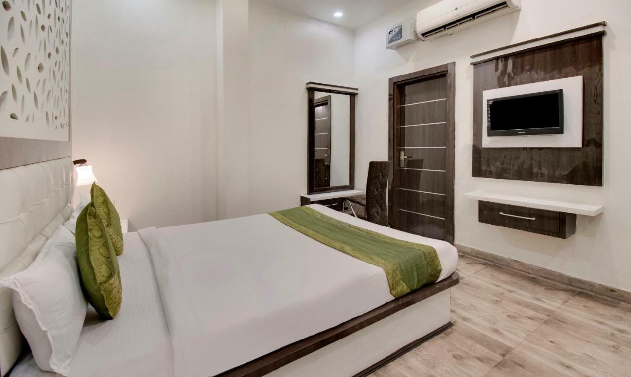Itsy By Treebo - Royale Inn Meerut Ngoại thất bức ảnh