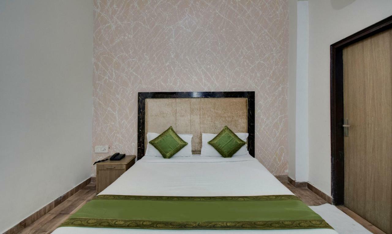 Itsy By Treebo - Royale Inn Meerut Ngoại thất bức ảnh